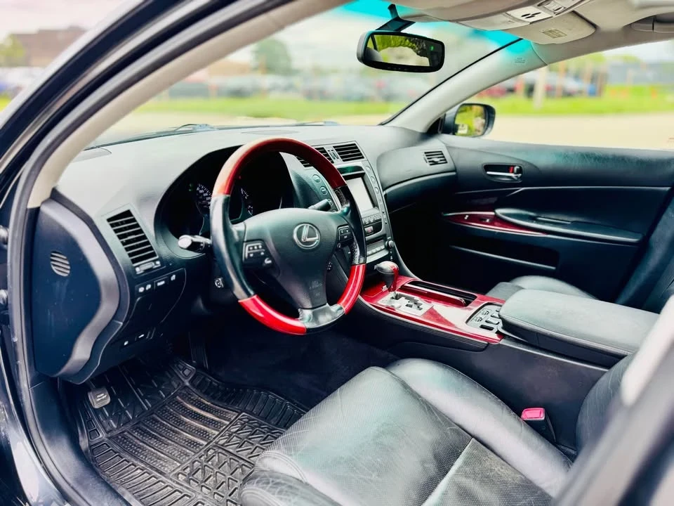 2010 Lexus GS 3rd Gen - Image 15 of 20