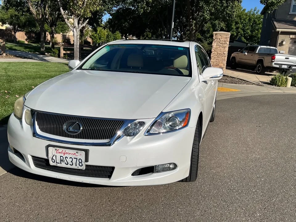 2010 Lexus GS 3rd Gen - Image 3 of 20