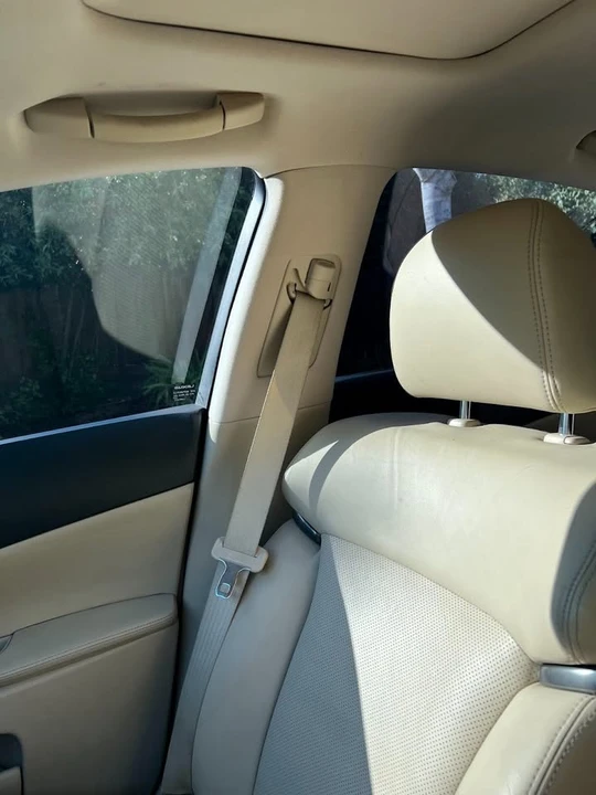 2010 Lexus GS 3rd Gen - Image 8 of 20