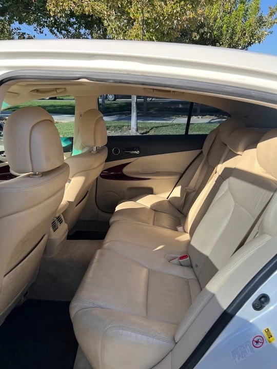 2010 Lexus GS 3rd Gen - Image 17 of 20