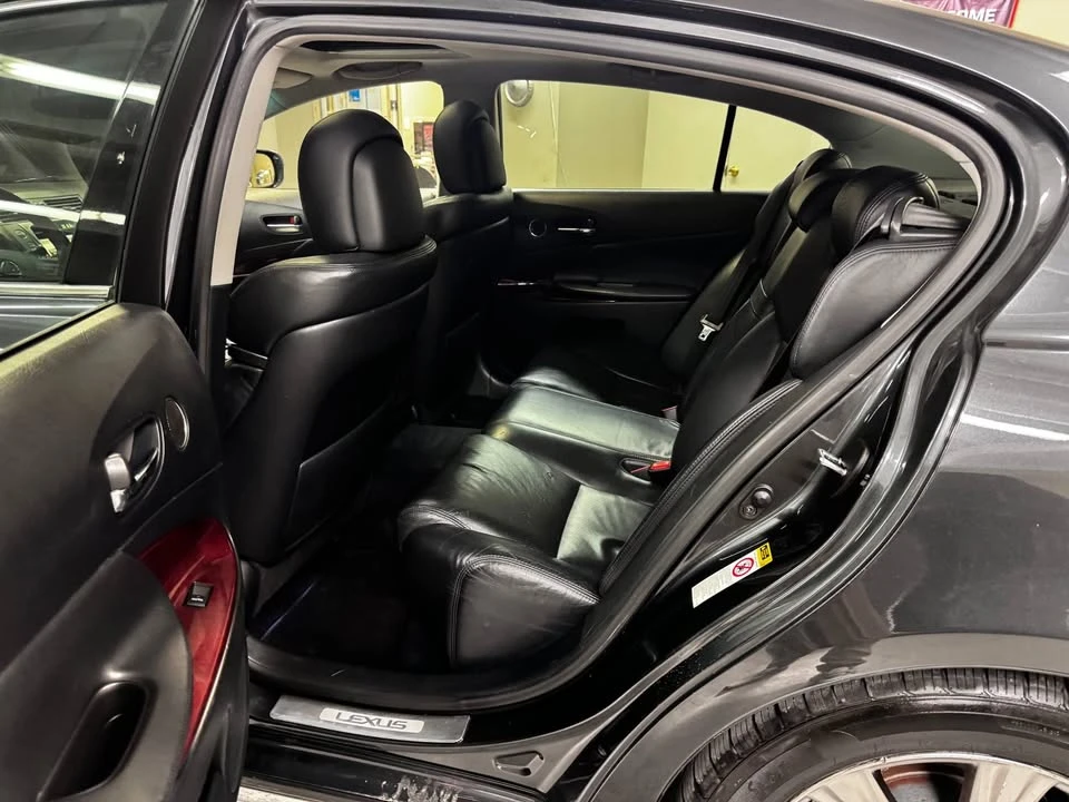2010 Lexus GS 3rd Gen - Image 13 of 17