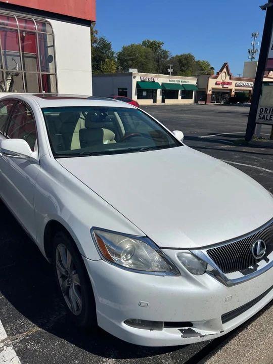 2010 Lexus GS 3rd Gen - Image 2 of 3