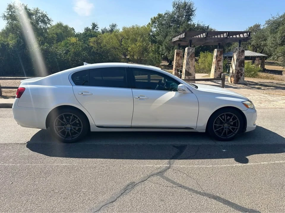 2010 Lexus GS 3rd Gen - Image 2 of 16