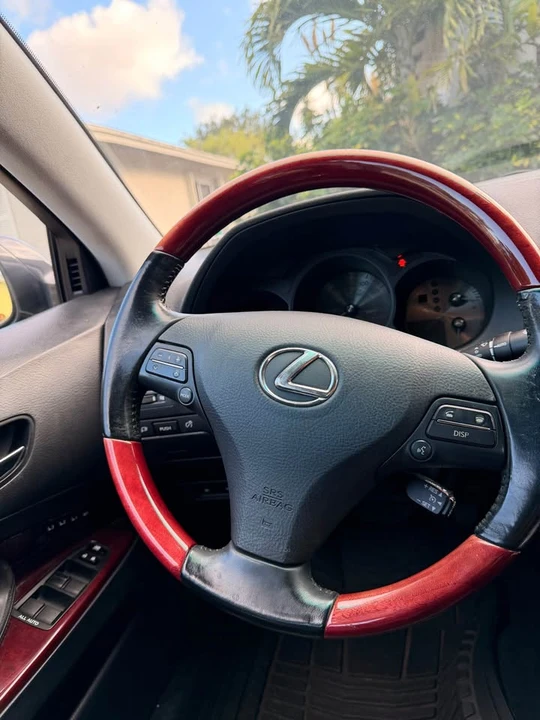 2010 Lexus GS 3rd Gen - Image 19 of 20