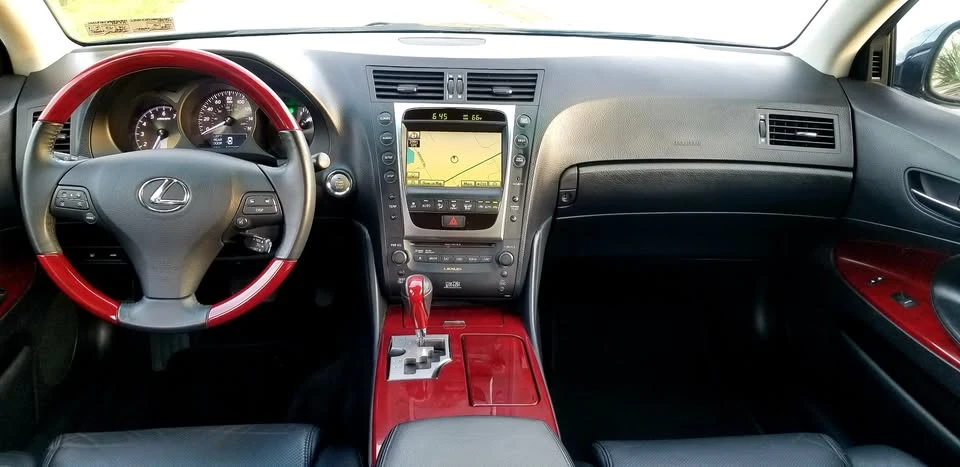 2010 Lexus GS 3rd Gen - Image 5 of 13