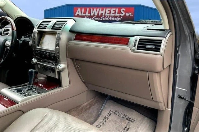 2010 Lexus GX 2nd Gen - Image 17 of 20