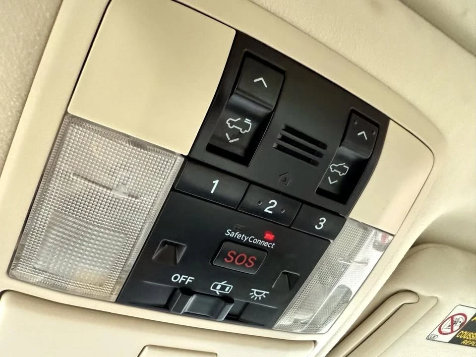 2010 Lexus GX 2nd Gen - Image 19 of 20