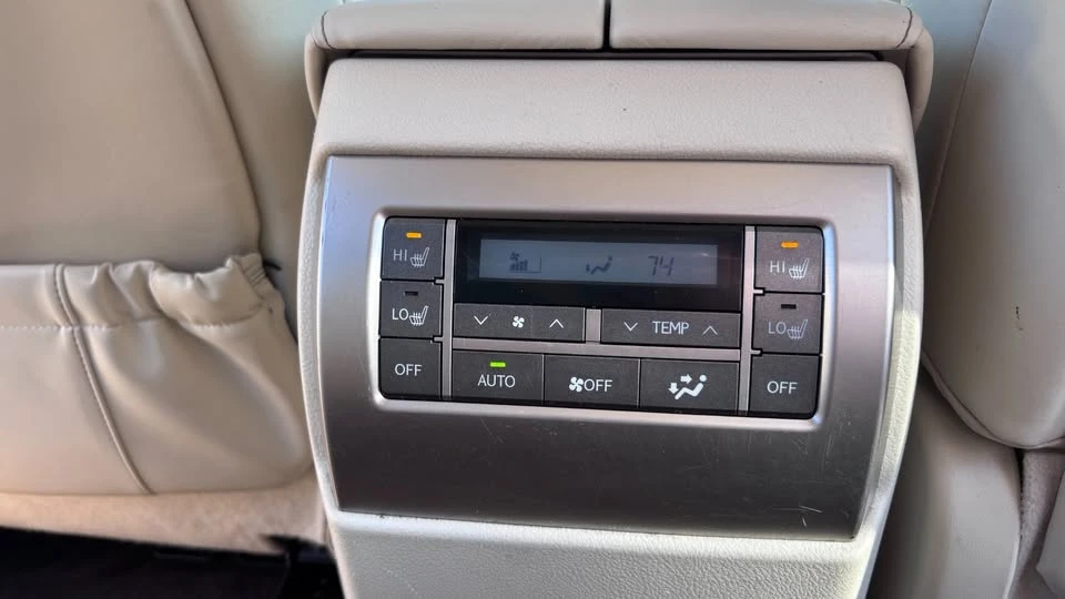 2010 Lexus GX 2nd Gen - Image 8 of 19