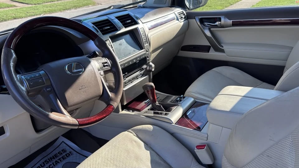 2010 Lexus GX 2nd Gen - Image 3 of 19