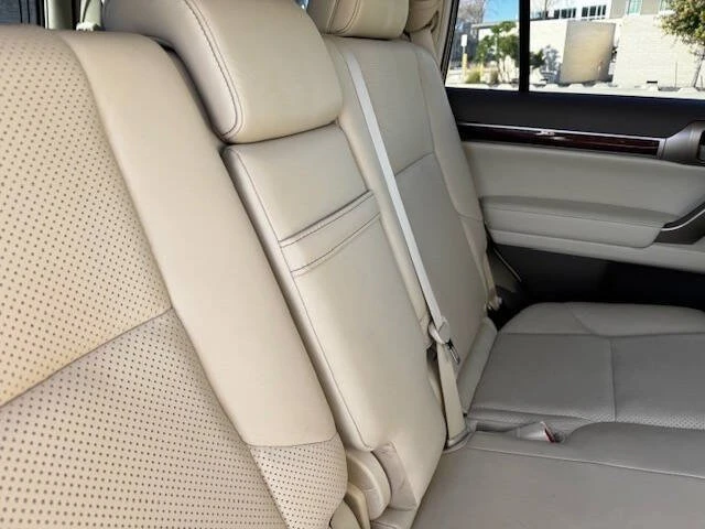 2010 Lexus GX 2nd Gen - Image 16 of 20