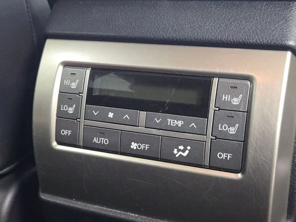 2010 Lexus GX 2nd Gen - Image 11 of 19