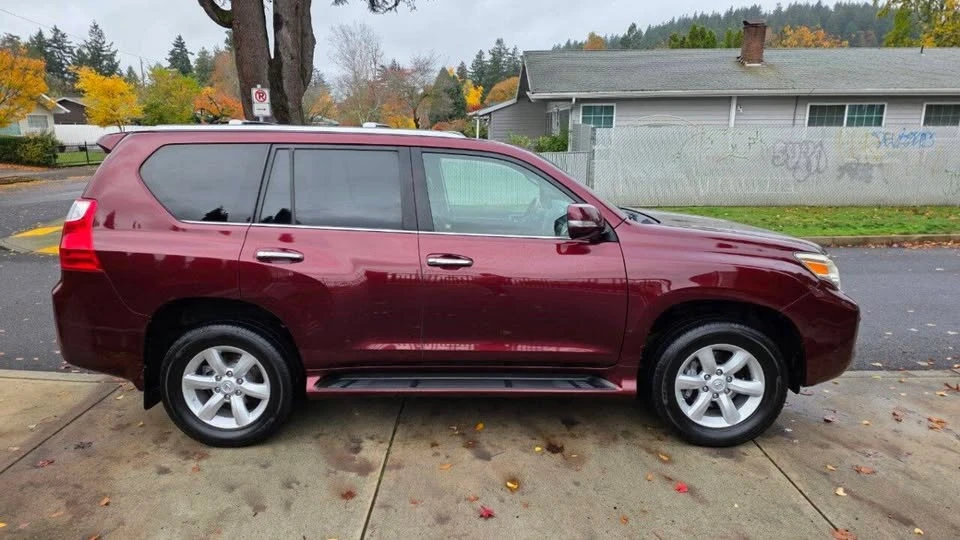 2010 Lexus GX 2nd Gen - Image 4 of 18