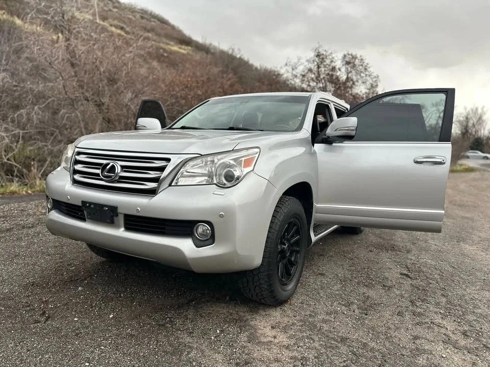 2010 Lexus GX 2nd Gen - Image 9 of 20