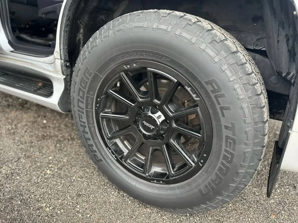 2010 Lexus GX 2nd Gen - Image 5 of 20