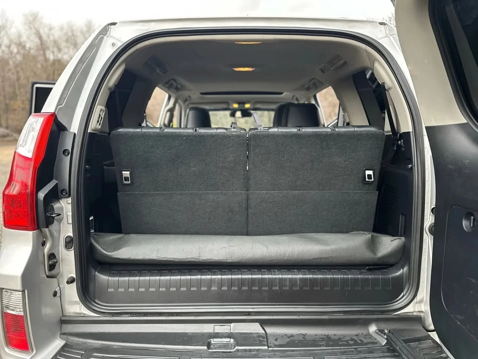 2010 Lexus GX 2nd Gen - Image 10 of 20