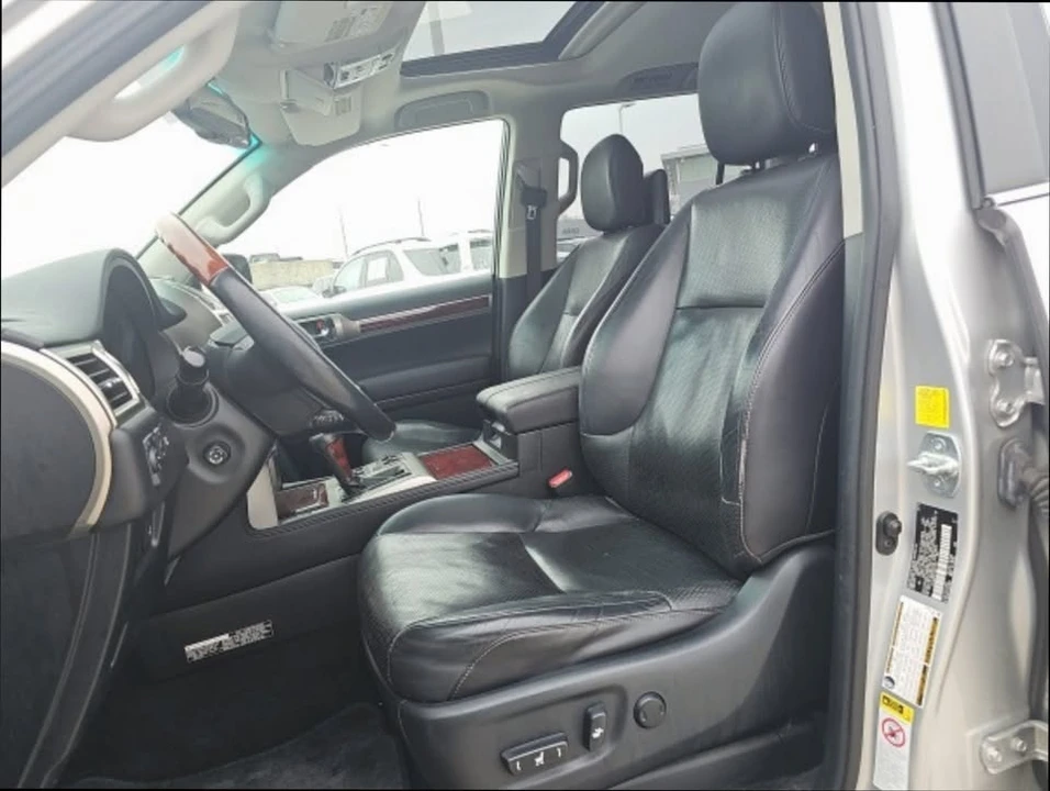 2010 Lexus GX 2nd Gen - Image 14 of 18