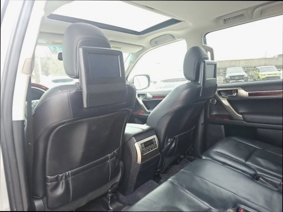 2010 Lexus GX 2nd Gen - Image 10 of 18