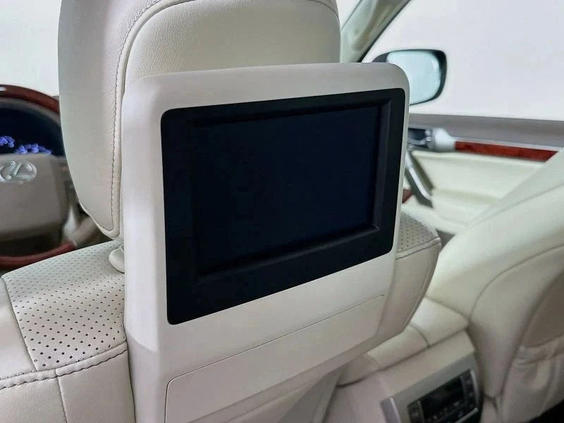 2010 Lexus GX 2nd Gen - Image 11 of 19