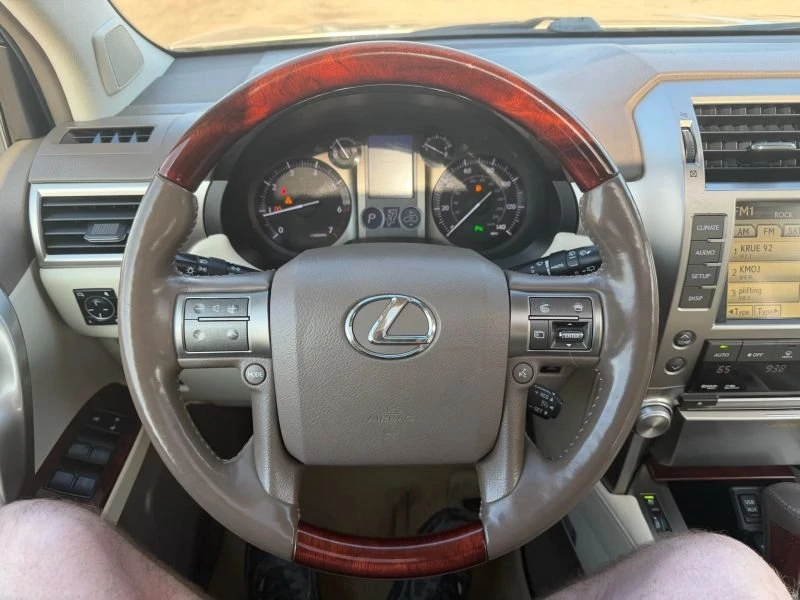 2010 Lexus GX 2nd Gen - Image 17 of 20