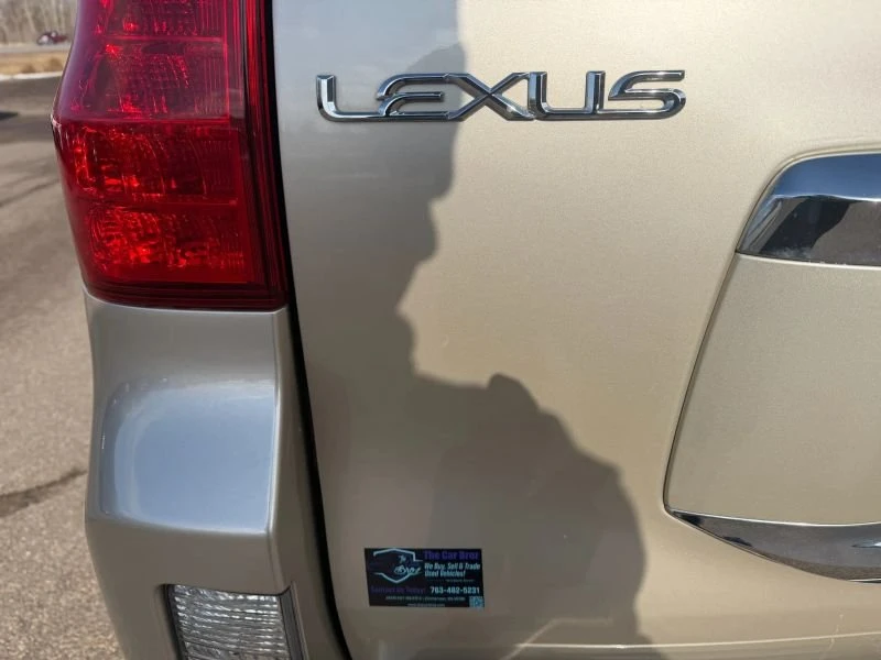 2010 Lexus GX 2nd Gen - Image 9 of 20
