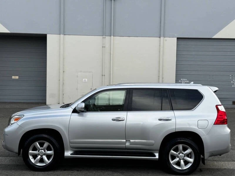 2010 Lexus GX 2nd Gen - Image 5 of 20