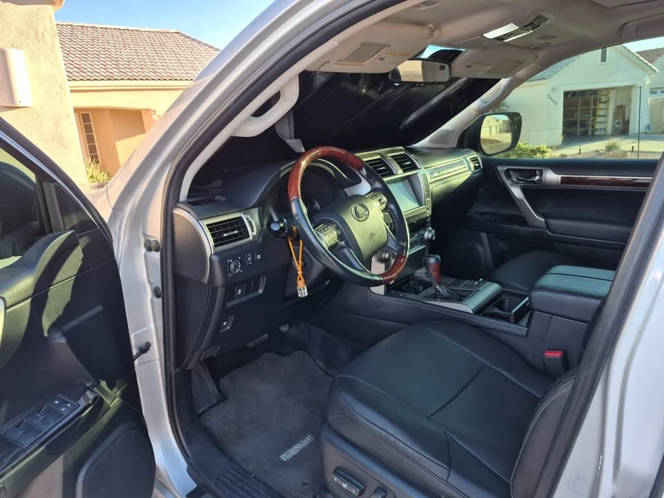 2010 Lexus GX 2nd Gen - Image 5 of 8