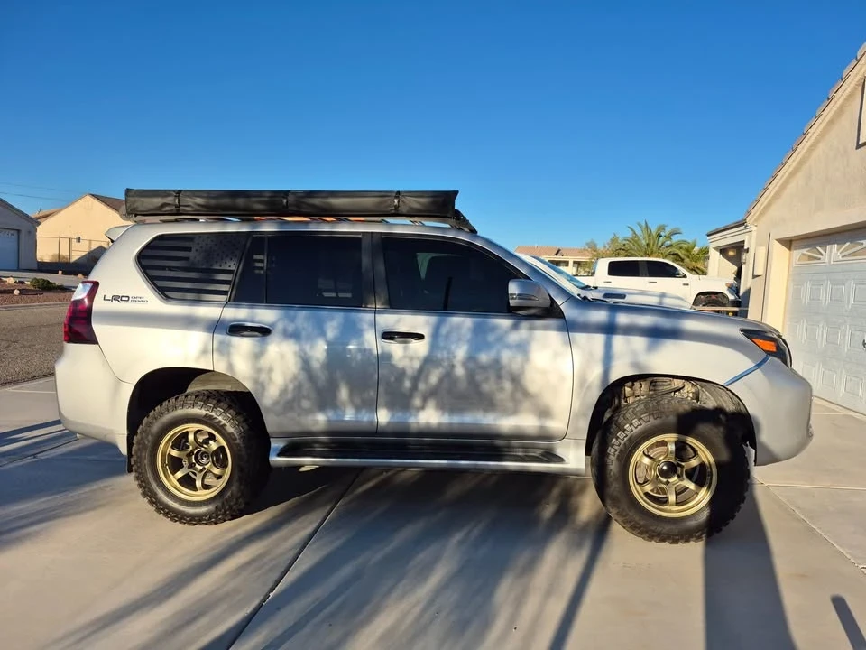 2010 Lexus GX 2nd Gen - Image 4 of 8