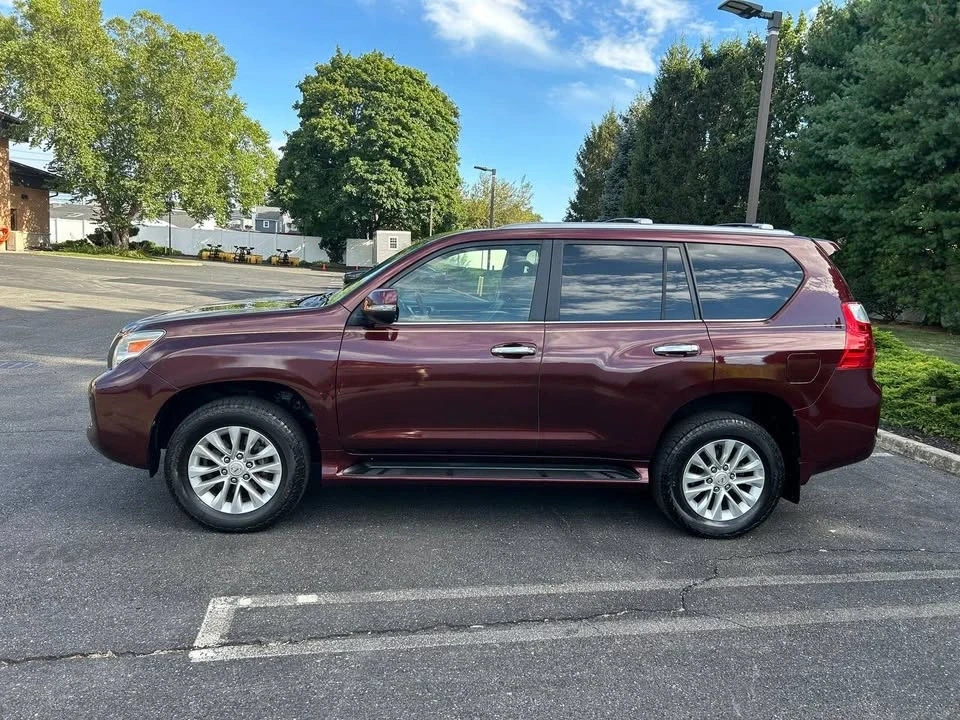 2010 Lexus GX 2nd Gen - Image 2 of 20