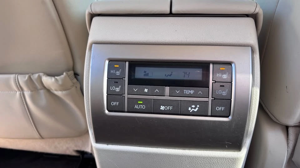 2010 Lexus GX 2nd Gen - Image 12 of 20