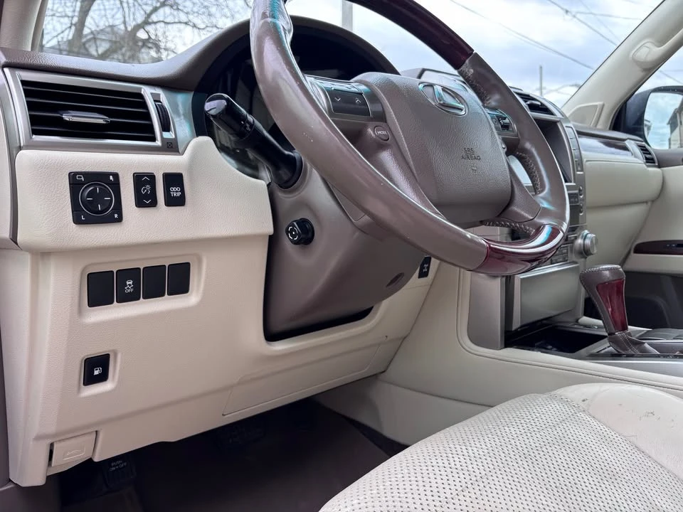 2010 Lexus GX 2nd Gen - Image 19 of 20