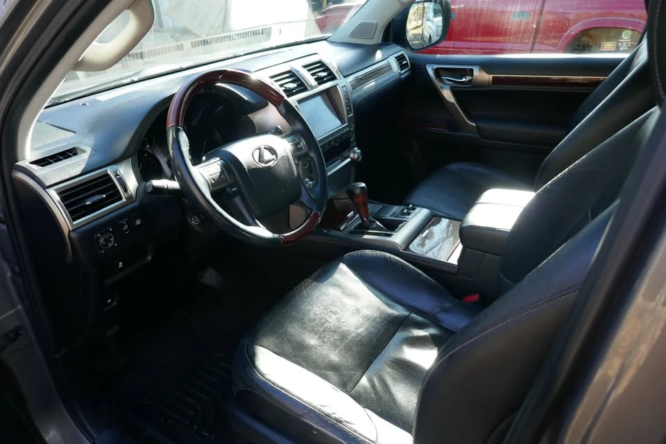 2010 Lexus GX 2nd Gen - Image 12 of 16