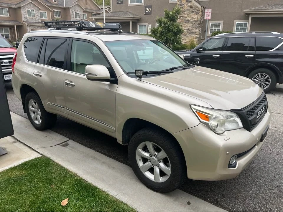 2010 Lexus GX 2nd Gen - Image 2 of 9