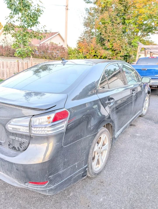 2010 Lexus HS - Image 4 of 10