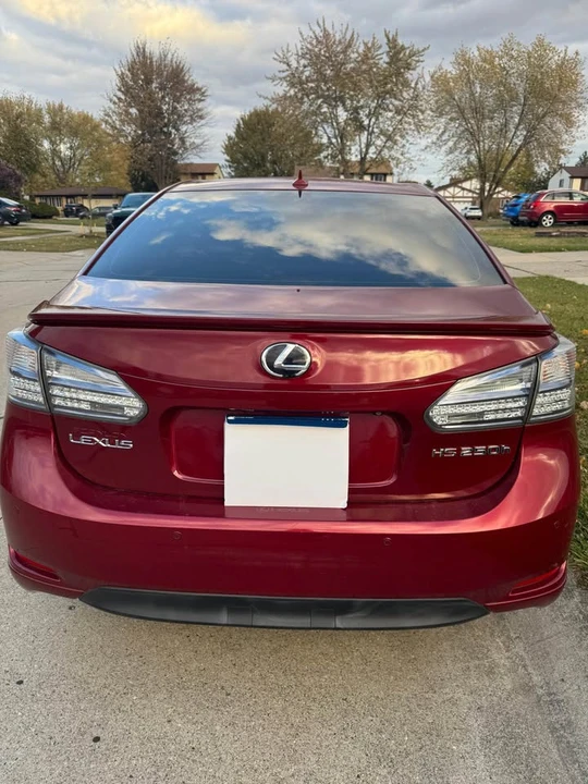 2010 Lexus HS - Image 3 of 8