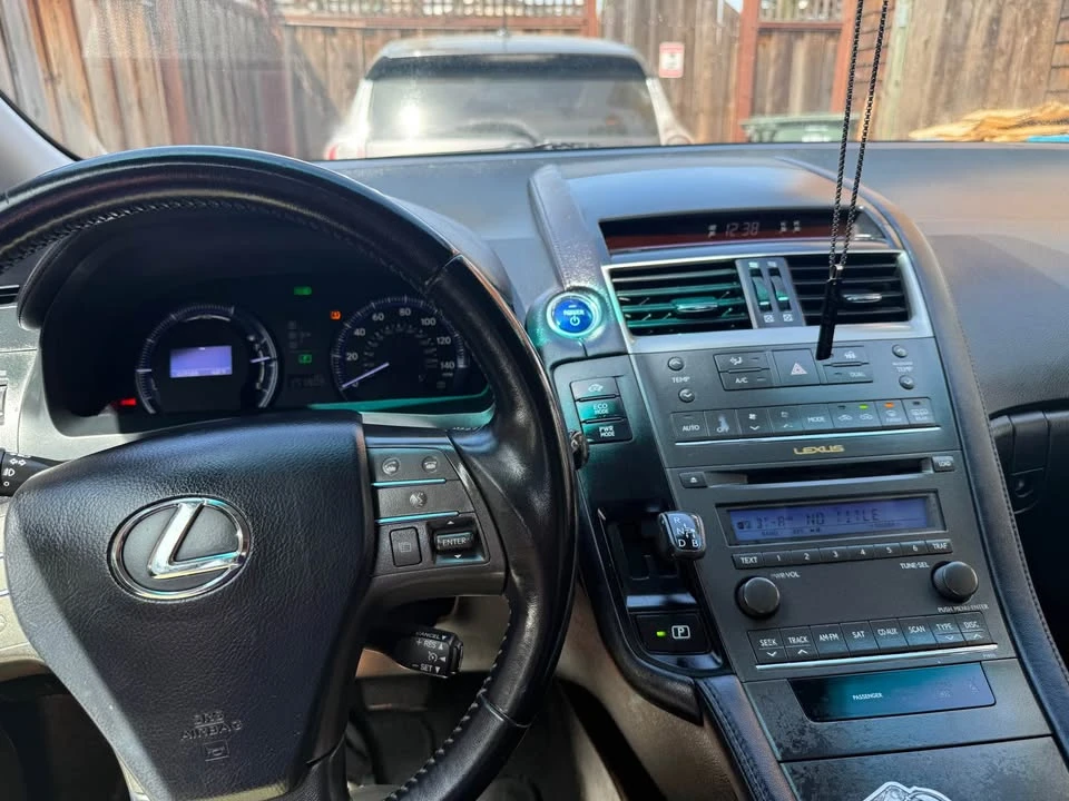 2010 Lexus HS - Image 8 of 8