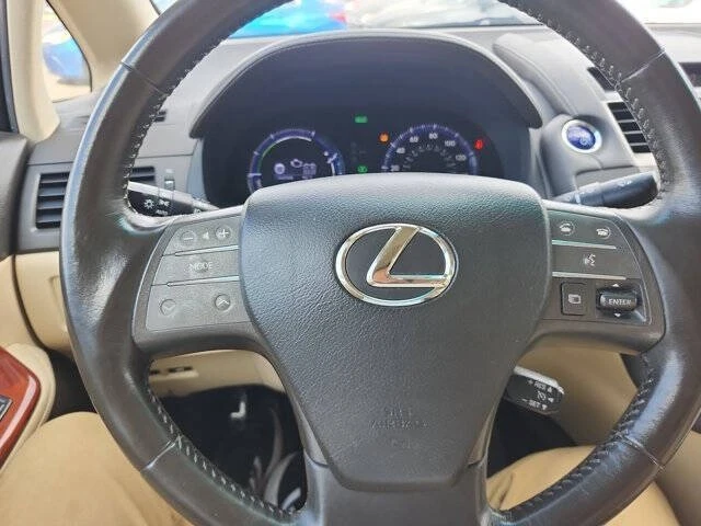 2010 Lexus HS - Image 15 of 20