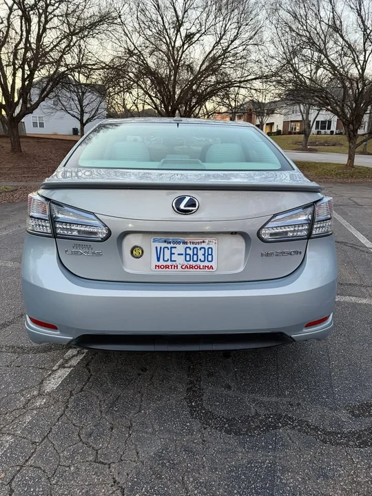 2010 Lexus HS - Image 6 of 19