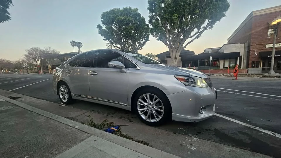 2010 Lexus HS - Image 12 of 12