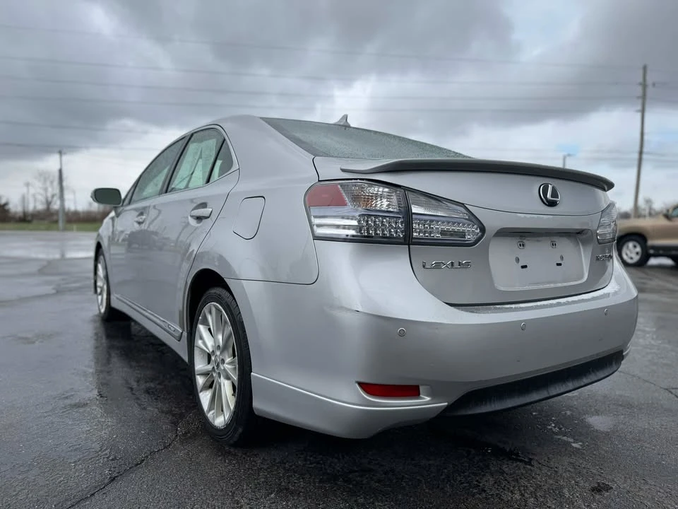 2010 Lexus HS - Image 8 of 18
