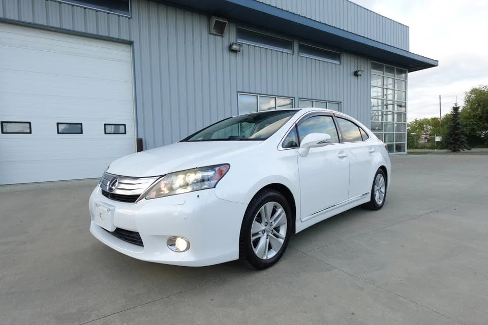 2010 Lexus HS - Image 7 of 19