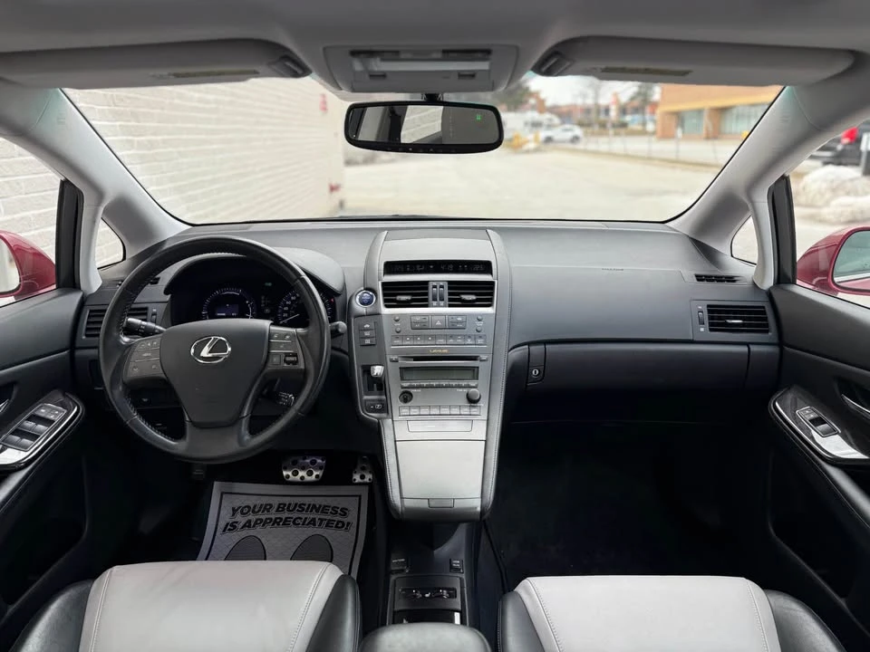 2010 Lexus HS - Image 9 of 20