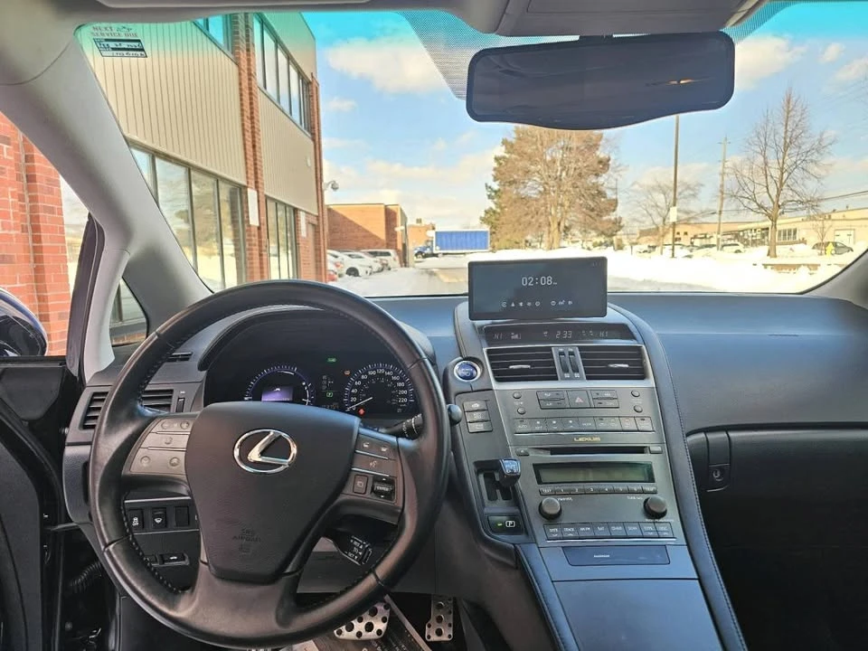 2010 Lexus HS - Image 12 of 20