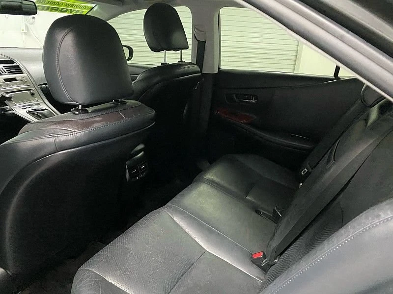 2010 Lexus HS - Image 12 of 18