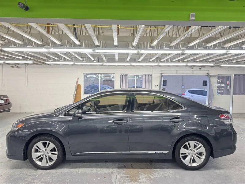 2010 Lexus HS - Image 8 of 20