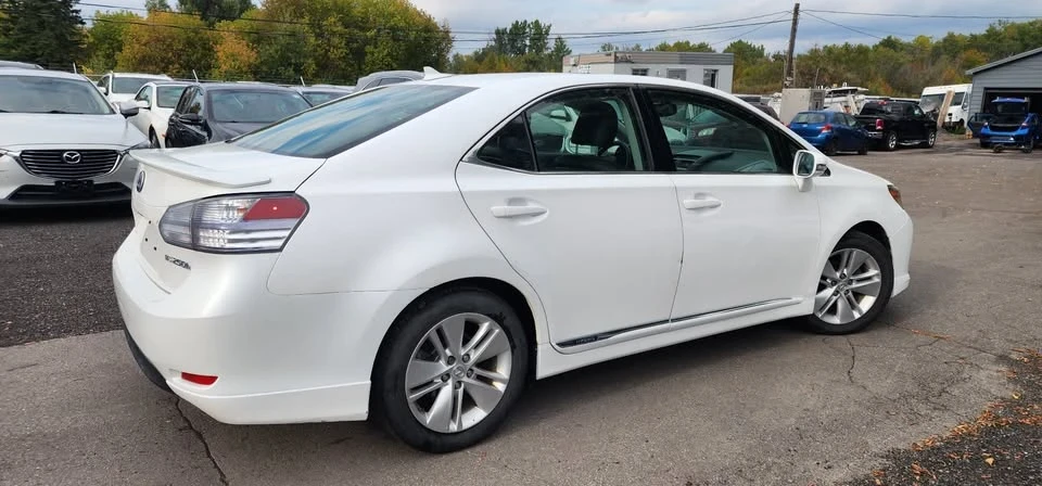 2010 Lexus HS - Image 3 of 16