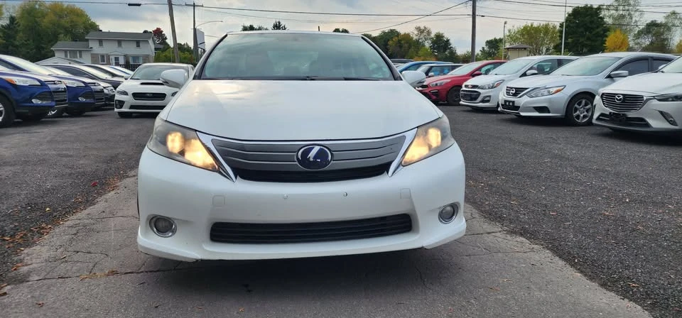 2010 Lexus HS - Image 2 of 18