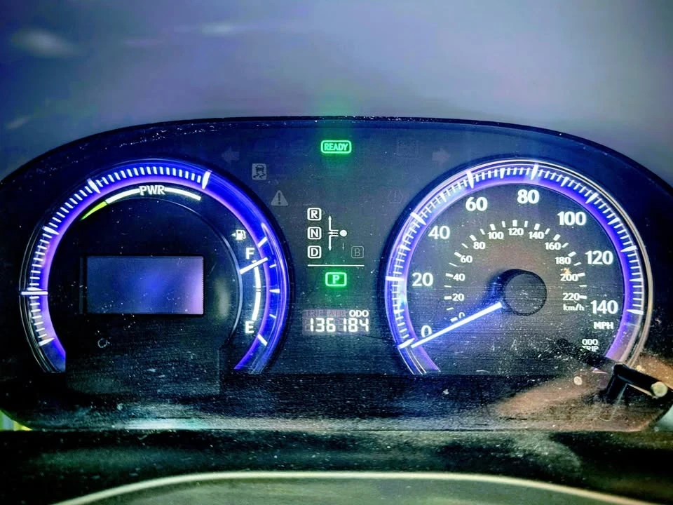 2010 Lexus HS - Image 11 of 13