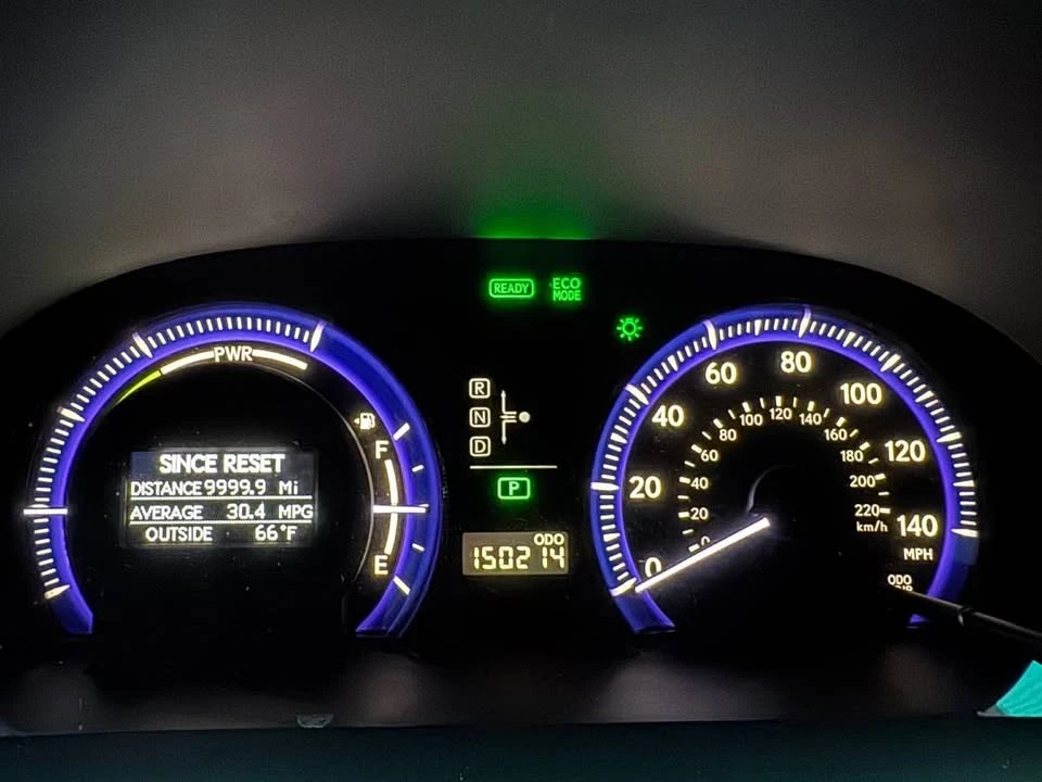 2010 Lexus HS - Image 7 of 12