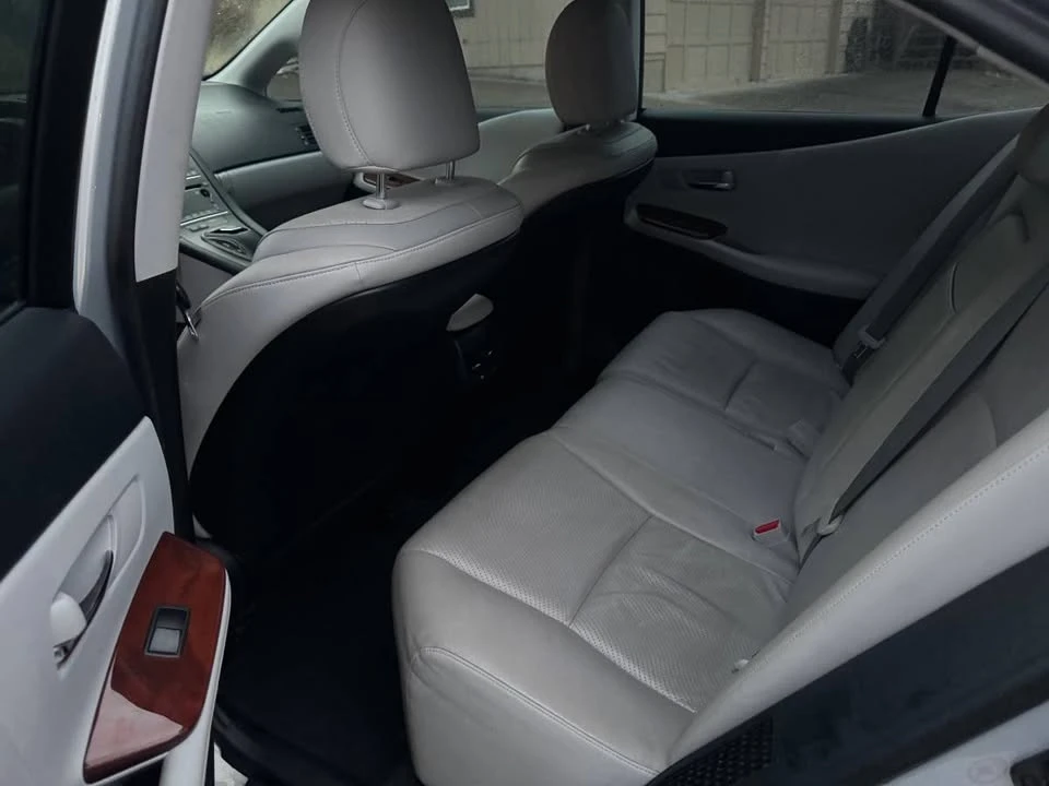2010 Lexus HS - Image 12 of 12