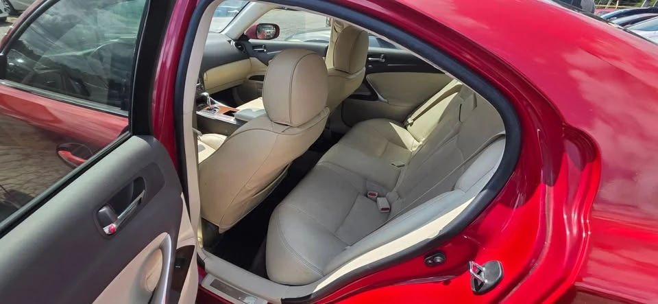 2010 Lexus IS 2nd Gen - Image 6 of 7